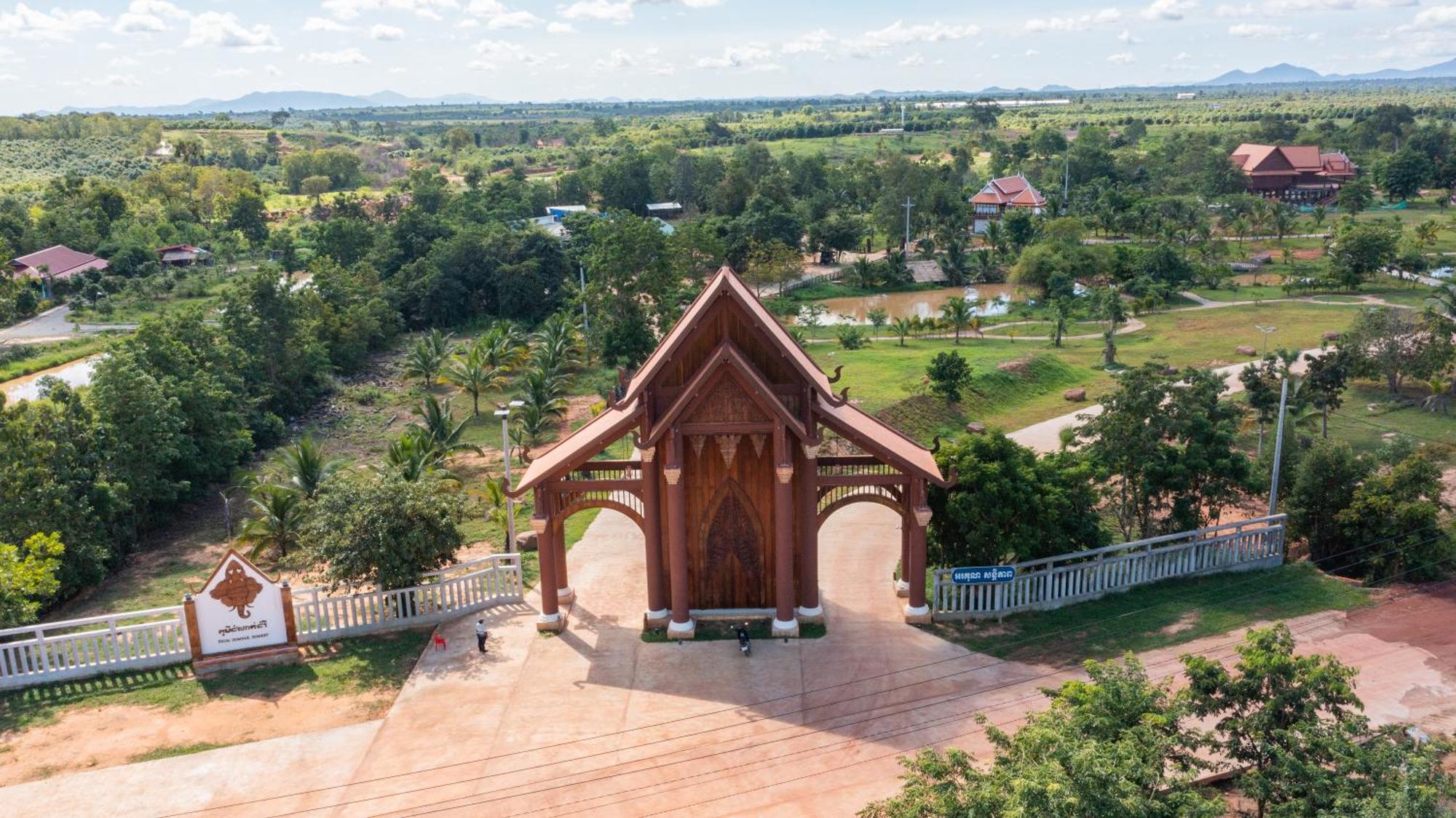 Phum Domnak Domrey Resort Chambok المظهر الخارجي الصورة